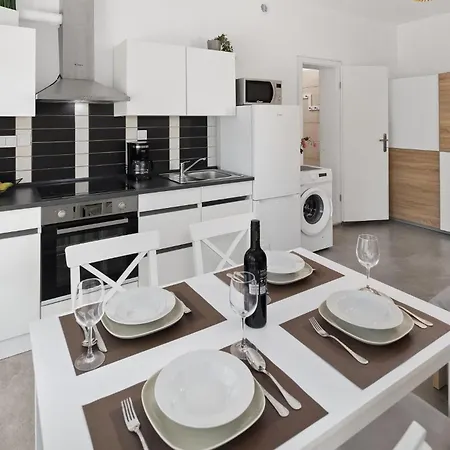 Beautiful In With Kitchen Apartamento